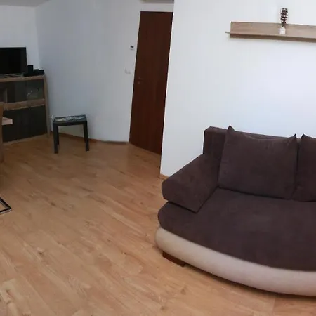 Eapartman Studio Apartment Zamardi