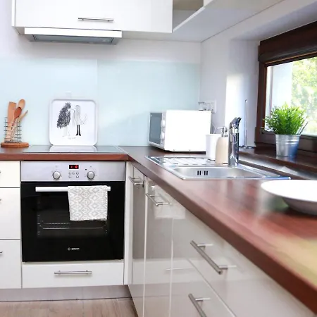 Eapartman Studio Apartment Zamardi