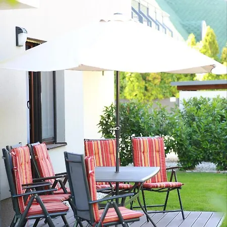 Eapartman Studio Apartment Zamardi