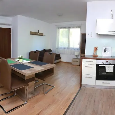 Eapartman Studio Zamárdi